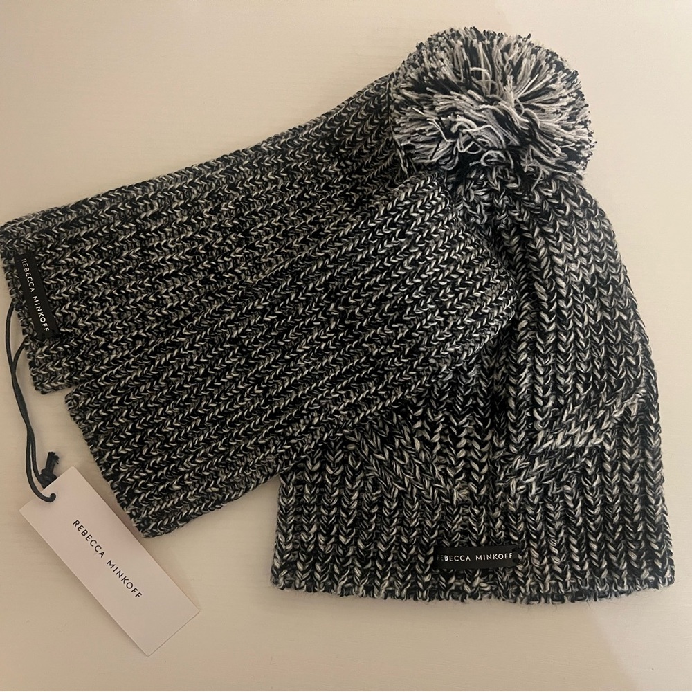 Rebecca Minkoff Black and White Knit Hat and hand warmer Set